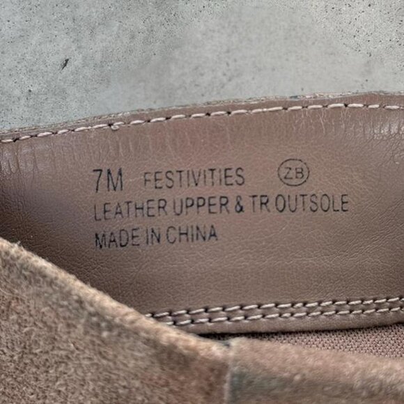 2000s tan suede knee high boots - Picture 3 of 6